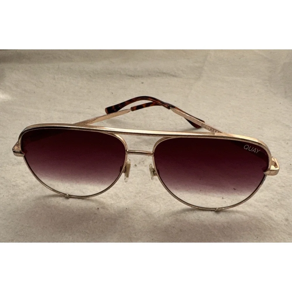 QUAY High Key Mini 126 Polarized Gold Aviator Sunglasses Frame Gradient Lens